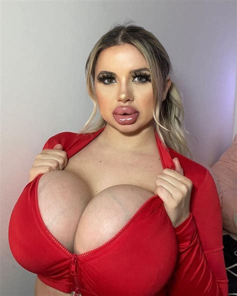 Empowering Big Boob Mommies: Celebrating Confidence and Style