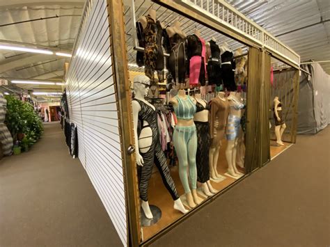 Discover the Best Finds at Gardena Swap Meet 2023