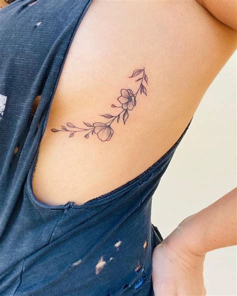 Bold Side Boob Tattoos: Top Designs