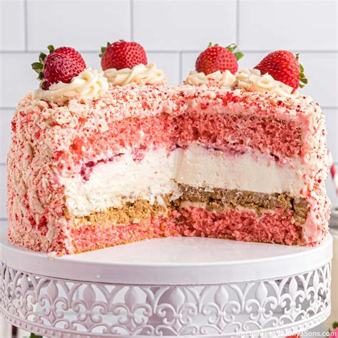 Ultimate Strawberry Cake & Cheesecake Recipe Guide